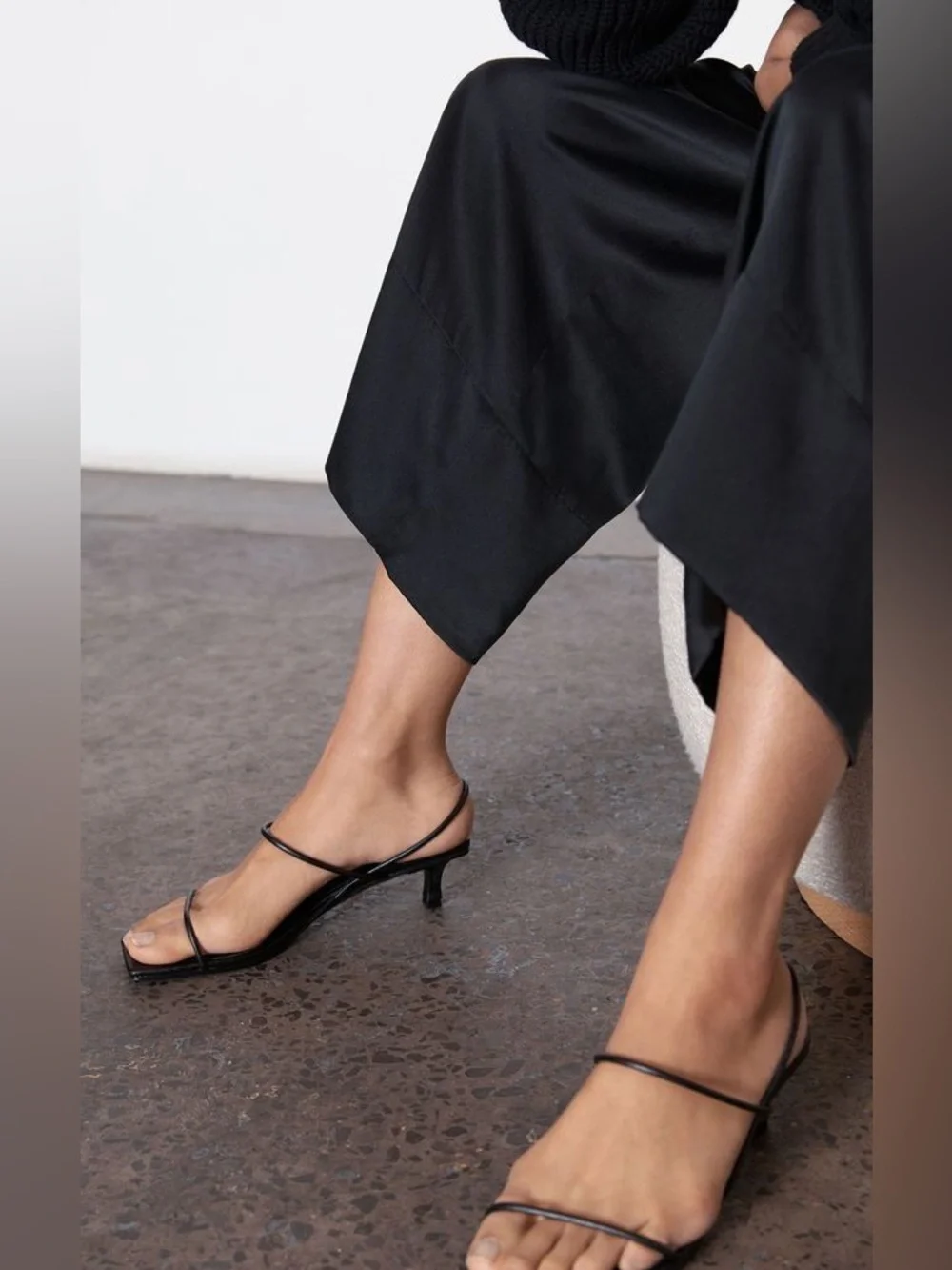 St. Agni 39 Pina Croc Strappy Sandals Kitten Heel